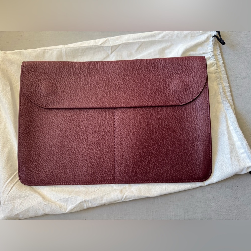 NWT Cuyana Tech Carryall 15-16 inch in Cherry - Picture 6 of 9